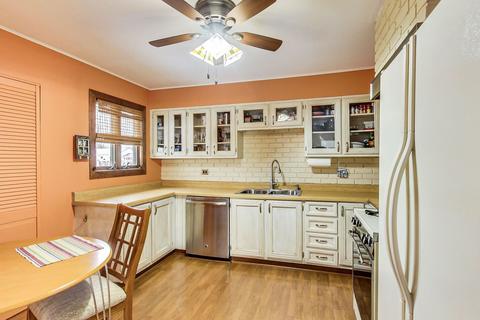 3001 Wilke Rd, Rolling Meadows, IL 60008 photo 5