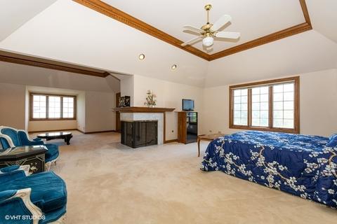 114 Circle Ridge Dr, Burr Ridge, IL 60527 photo 13