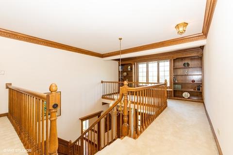 114 Circle Ridge Dr, Burr Ridge, IL 60527 photo 12