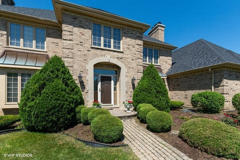 114 Circle Ridge Dr, Burr Ridge, IL 60527 photo 2