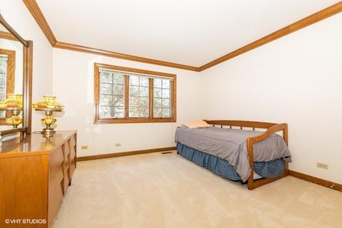 114 Circle Ridge Dr, Burr Ridge, IL 60527 photo 20