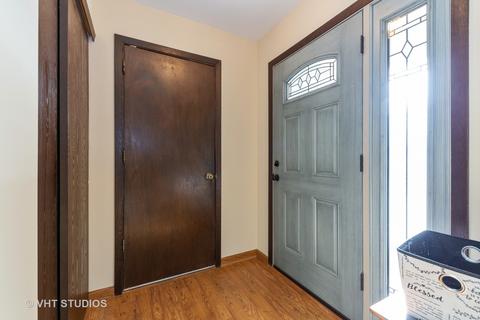 22 Hickory Ln, Algonquin, IL 60102 photo 8