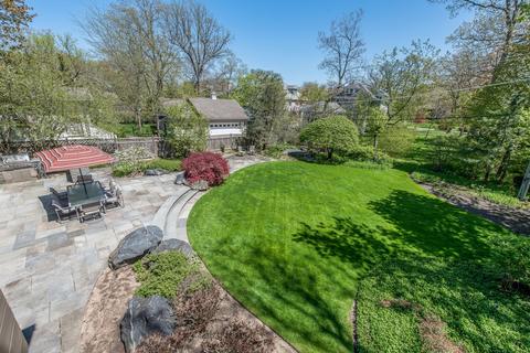136 Beach Rd, Glencoe, IL 60022 photo 38