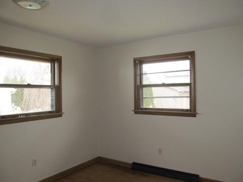 605 E Diggins St, Harvard, IL 60033 photo 12