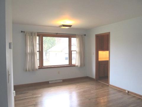 605 E Diggins St, Harvard, IL 60033 photo 10