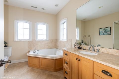 1201 Mayfair Ln, Glencoe, IL 60022 photo 17