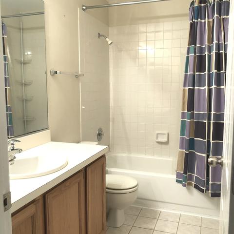 886 Dandridge Ct, Elgin, IL 60120 photo 12