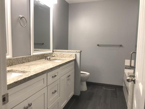 886 Dandridge Ct, Elgin, IL 60120 photo 9