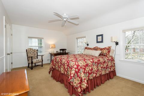 812 E Liberty Dr, Wheaton, IL 60187 photo 21