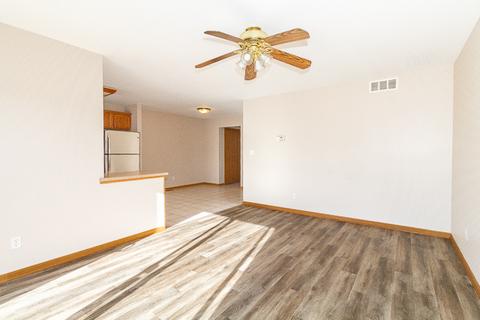 1244 E Arnold St, Sandwich, IL 60548 photo 6