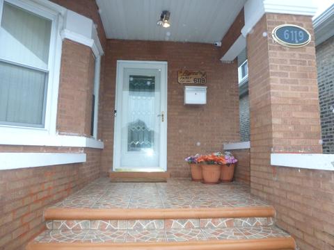 6119 S Artesian Ave, Chicago, IL 60629 photo 2