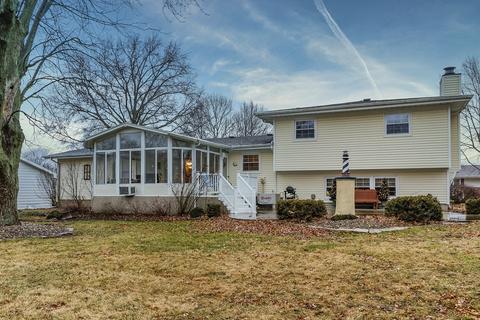 2909 Dodge Dr, Bloomington, IL 61704 photo 10