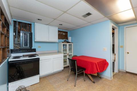 41 W550 Lenz Rd, Elgin, IL 60124 photo 14