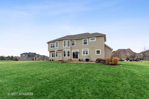 3600 Harmony Cir, Elgin, IL 60124 photo 26