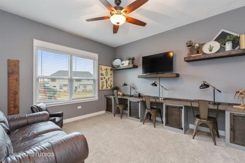 3600 Harmony Cir, Elgin, IL 60124 photo 15