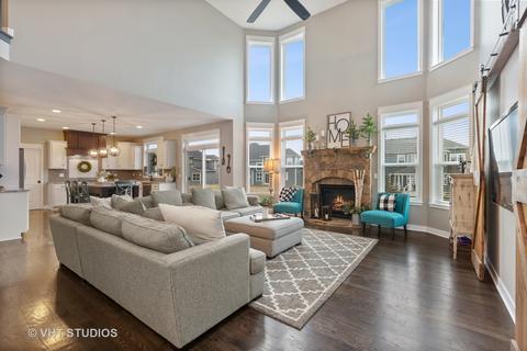 3600 Harmony Cir, Elgin, IL 60124 photo 11