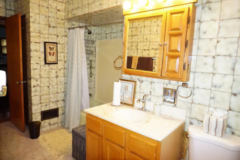 664 Ann St, Dolton, IL 60419 photo 11