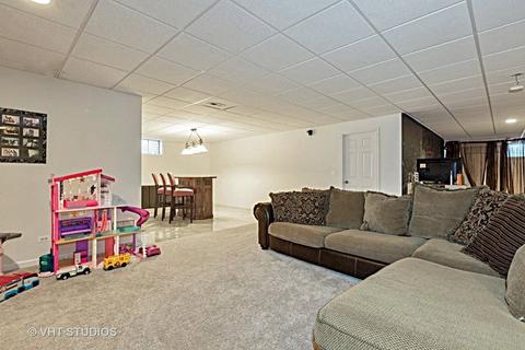 621 Clover Dr, Algonquin, IL 60102 photo 17