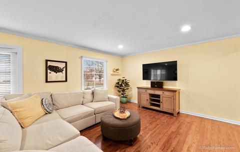 292 Surrey Rd, Bartlett, IL 60103 photo 6