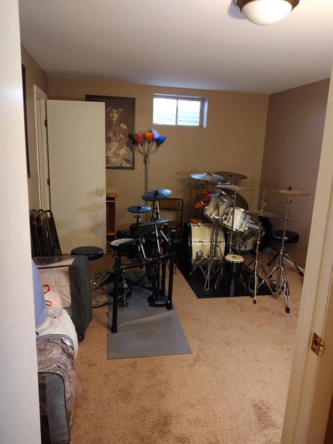 7520 Windsor Ave, Spring Grove, IL 60081 photo 5