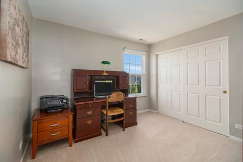 2762 Lundquist Dr, Aurora, IL 60503 photo 25
