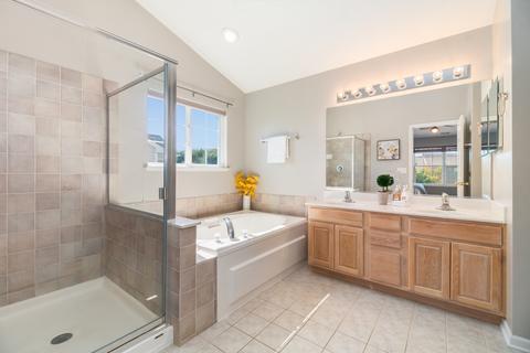 2762 Lundquist Dr, Aurora, IL 60503 photo 13