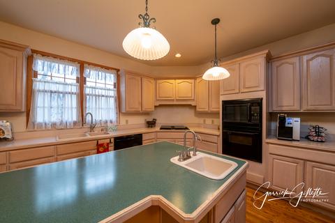 75 Hunter Ln, Bristol, IL 60512 photo 14