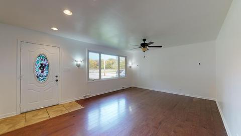 16945 S Lily Cache Rd, Plainfield, IL 60586 photo 3