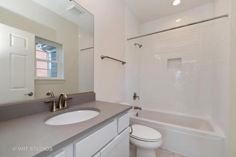 4135 Hampton Ct, Glenview, IL 60026 photo 13