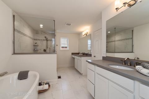 4135 Hampton Ct, Glenview, IL 60026 photo 18