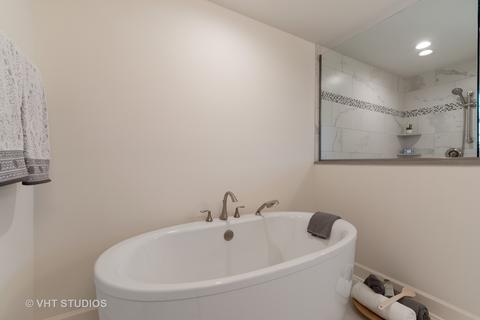 4135 Hampton Ct, Glenview, IL 60026 photo 20