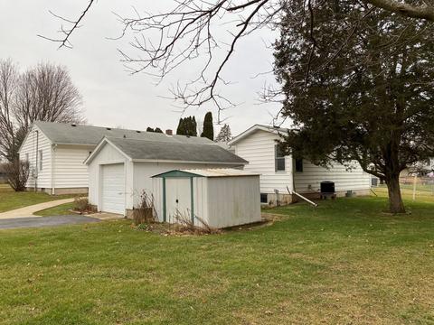 133 E 5th St, Byron, IL 61010 photo 38