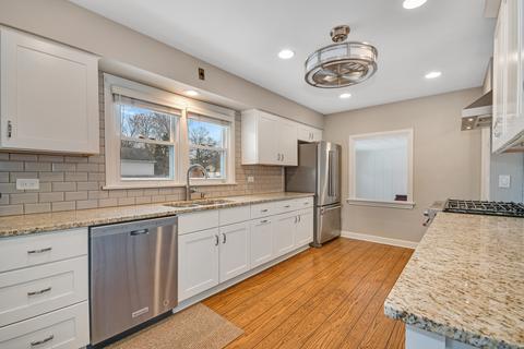 508 Campbell Ave, Wheaton, IL 60187 photo 2