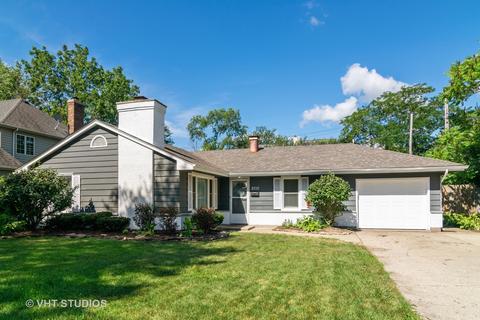 2010 Paddock Ln, Wheaton, IL 60187 photo 1