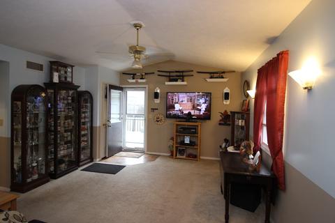 103 N Price St, Downs, IL 61736 photo 12