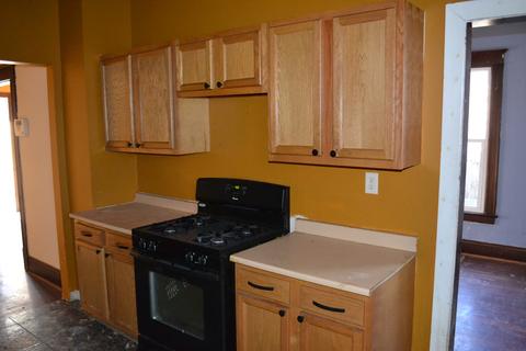 388 S Wall St, Kankakee, IL 60901 photo 8