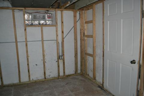 388 S Wall St, Kankakee, IL 60901 photo 16