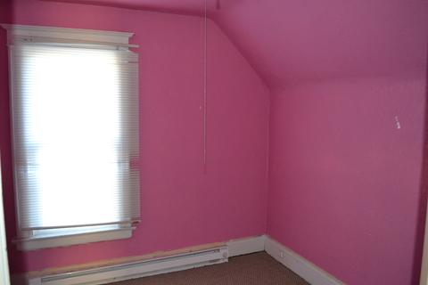 388 S Wall St, Kankakee, IL 60901 photo 13