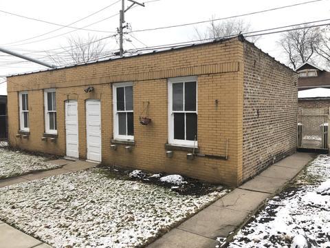 8151 S Crandon Ave, Chicago, IL 60617 photo 2