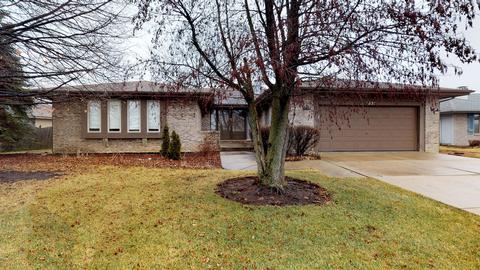 1233 Lynnfield Ln, Bartlett, IL 60103 photo 1