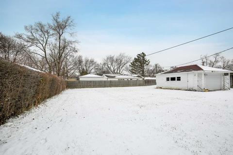 550 Kingman Ln, Hoffman Estates, IL 60169 photo 15