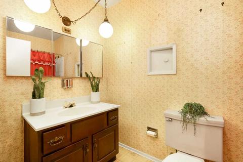 550 Kingman Ln, Hoffman Estates, IL 60169 photo 8