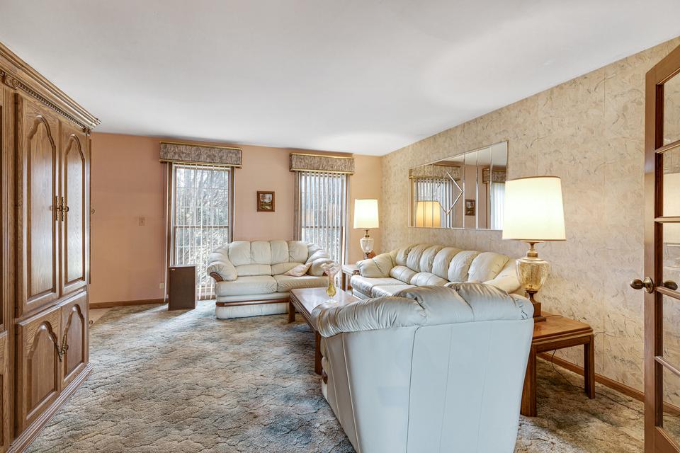  4 N610 Wescot Ln, West Chicago, IL 60185 photo 5