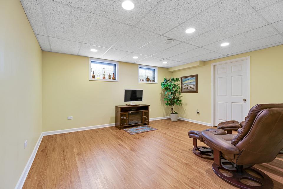  4 N610 Wescot Ln, West Chicago, IL 60185 photo 31