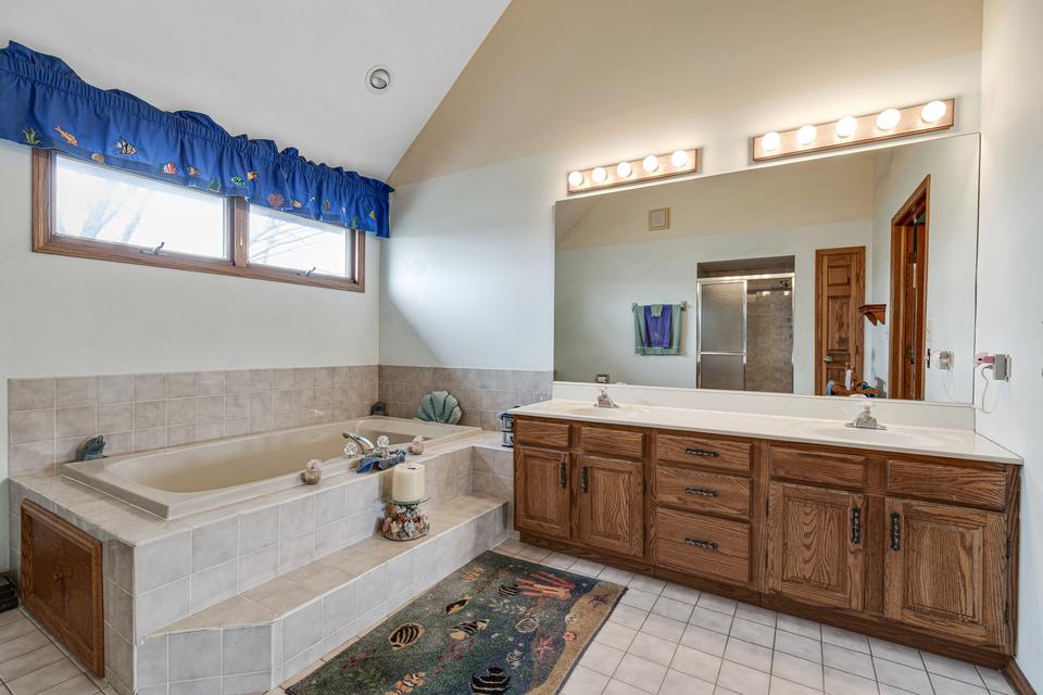  4 N610 Wescot Ln, West Chicago, IL 60185 photo 23