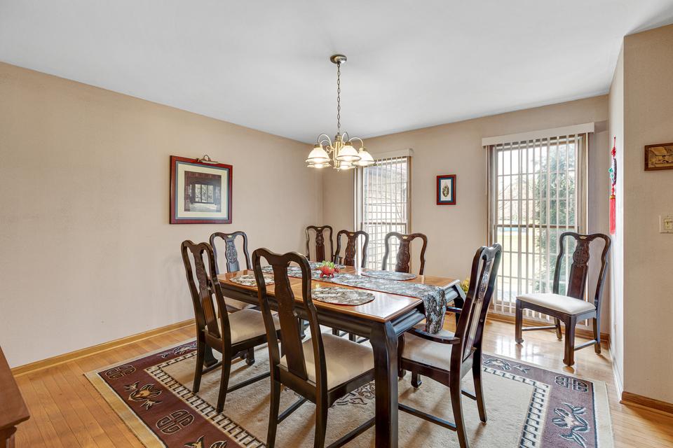  4 N610 Wescot Ln, West Chicago, IL 60185 photo 7