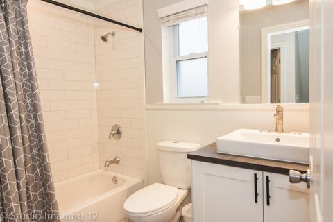 433 E Spring Ave, South Elgin, IL 60177 photo 9