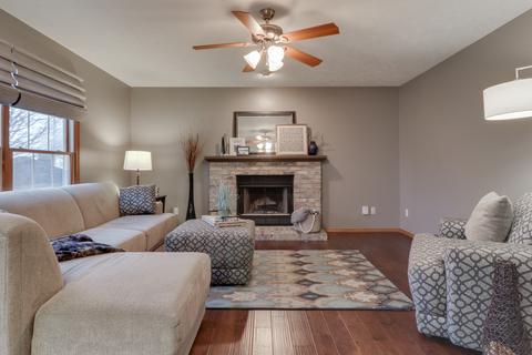 503 Beacon Ct, Bloomington, IL 61704 photo 7
