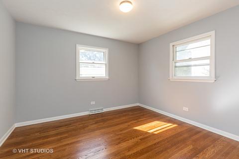 475 Franklin Blvd, Elgin, IL 60120 photo 6