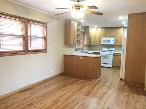 60 S Jane Dr, Elgin, IL 60123 photo 3